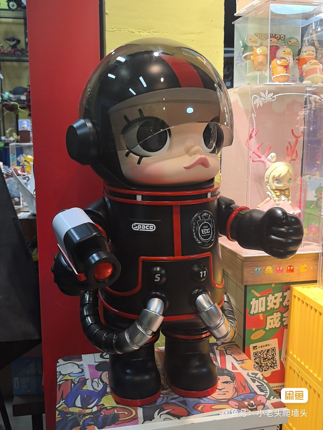 Authentic MEGA SPACE MOLLY x EDG 1000% Limited to 999 in the world toy