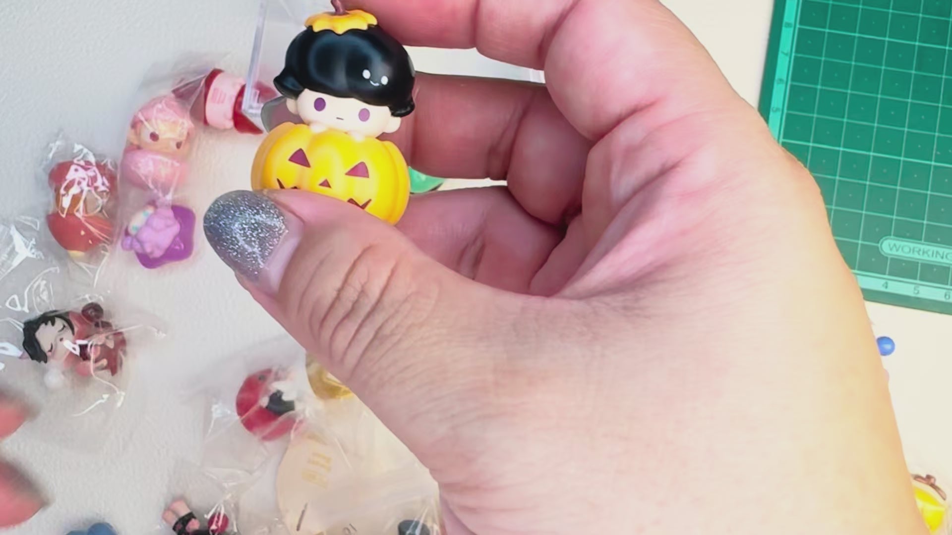 Handmade POP MART mini figures Sweet Bean plaster wax melt fridge magnet